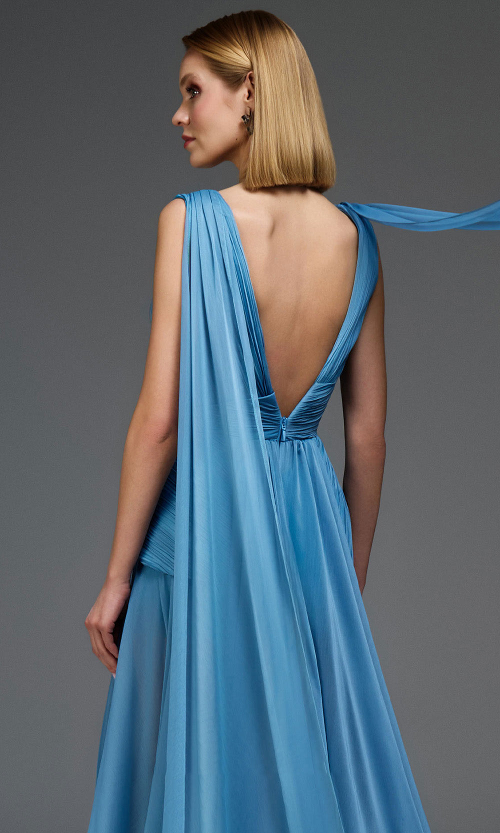 MNM COUTURE E0121 - Plunging V-Neck Peplum Evening Gown Prom Dresses in Blue