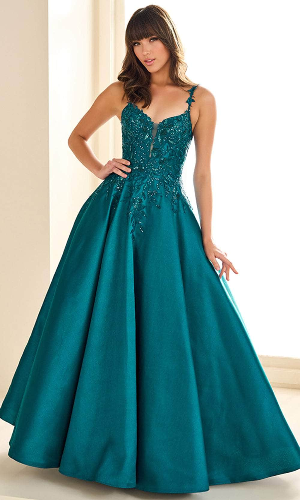 Ellie Wilde EW36094 - Lace-Up Back Sleeveless Prom Gown