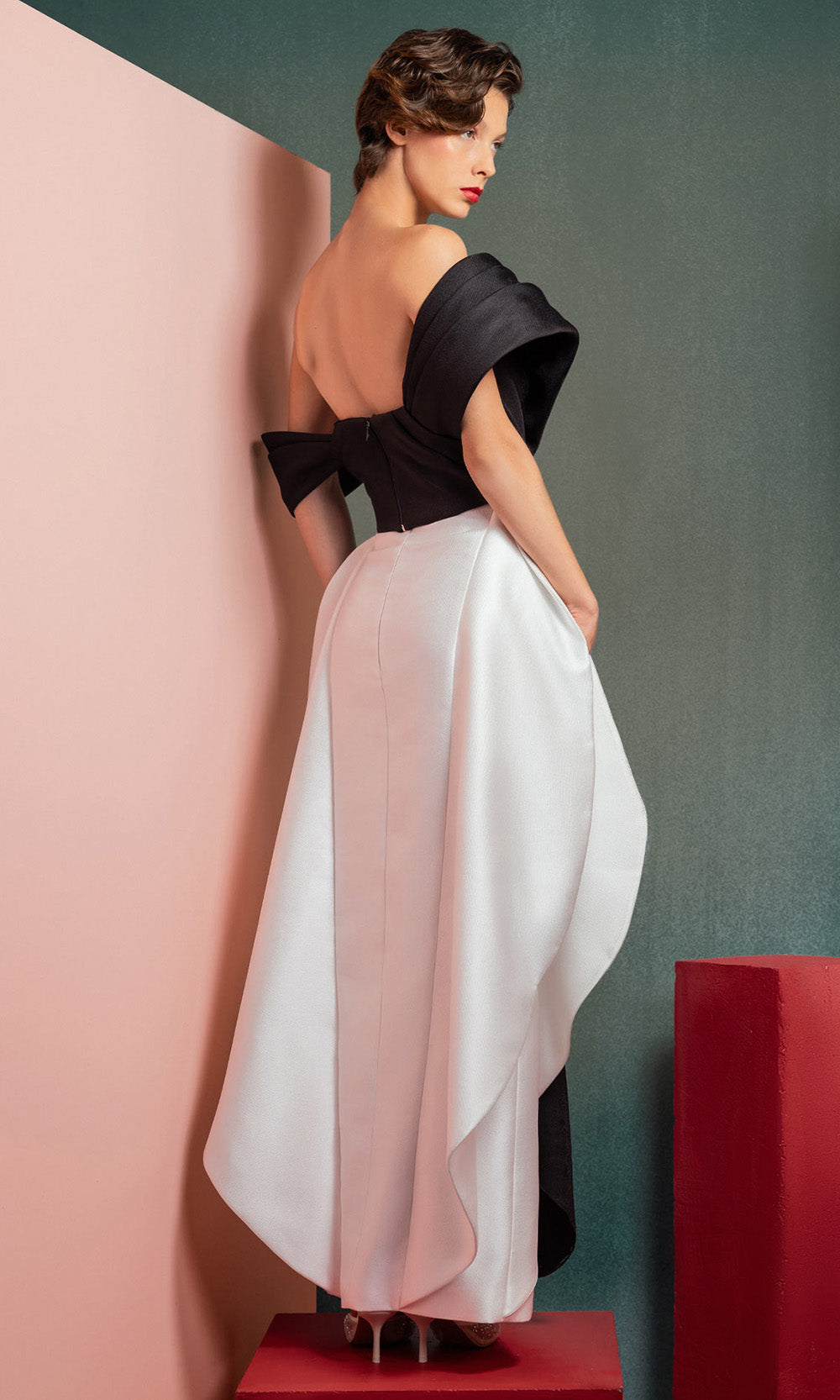 MNM COUTURE GOF2508 - Structured Drape A-Line Evening Gown Prom Dresses in Black White
