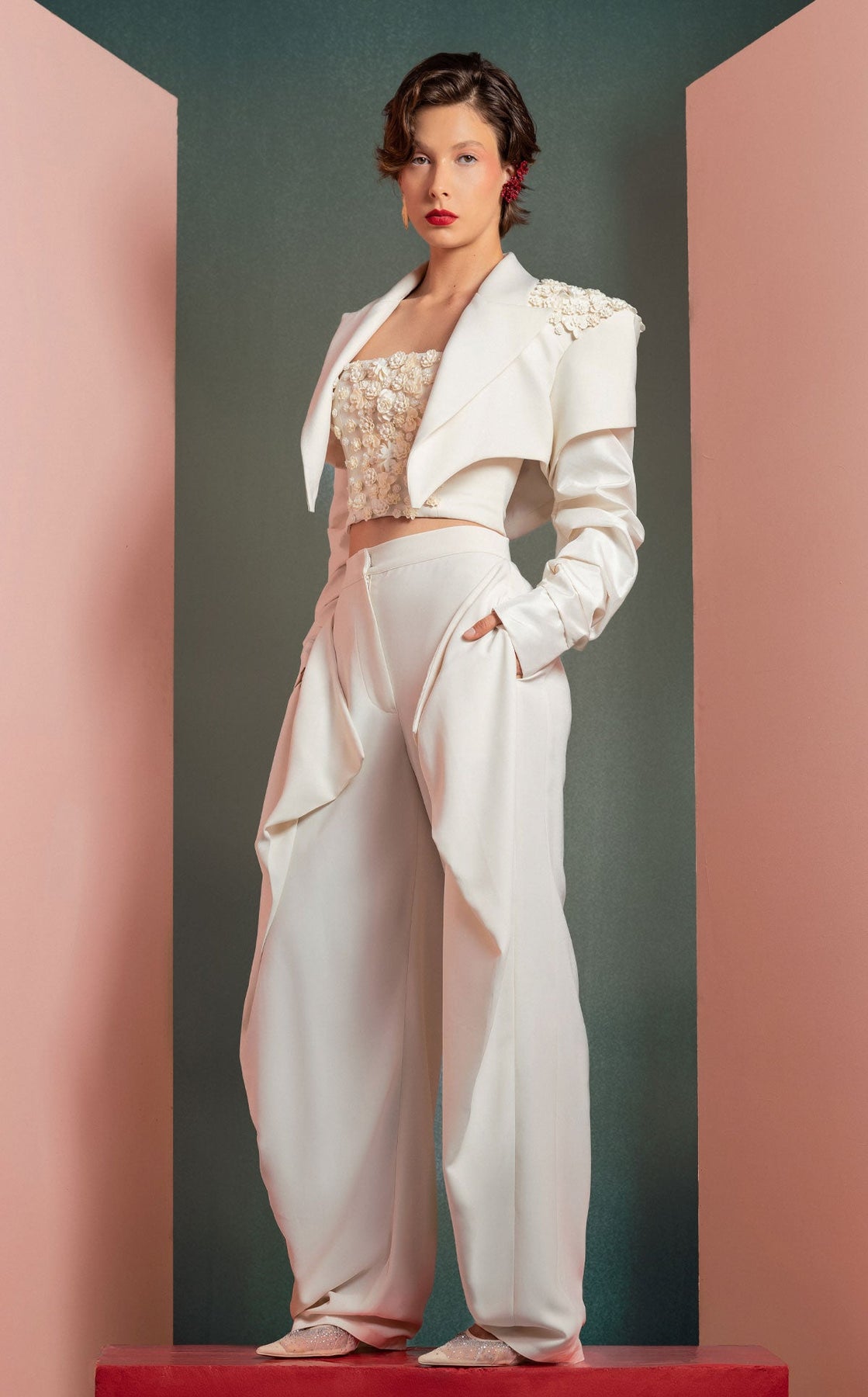 MNM COUTURE GOF2522 - Floral Applique Three-Piece Pantsuit Formal Gowns in White