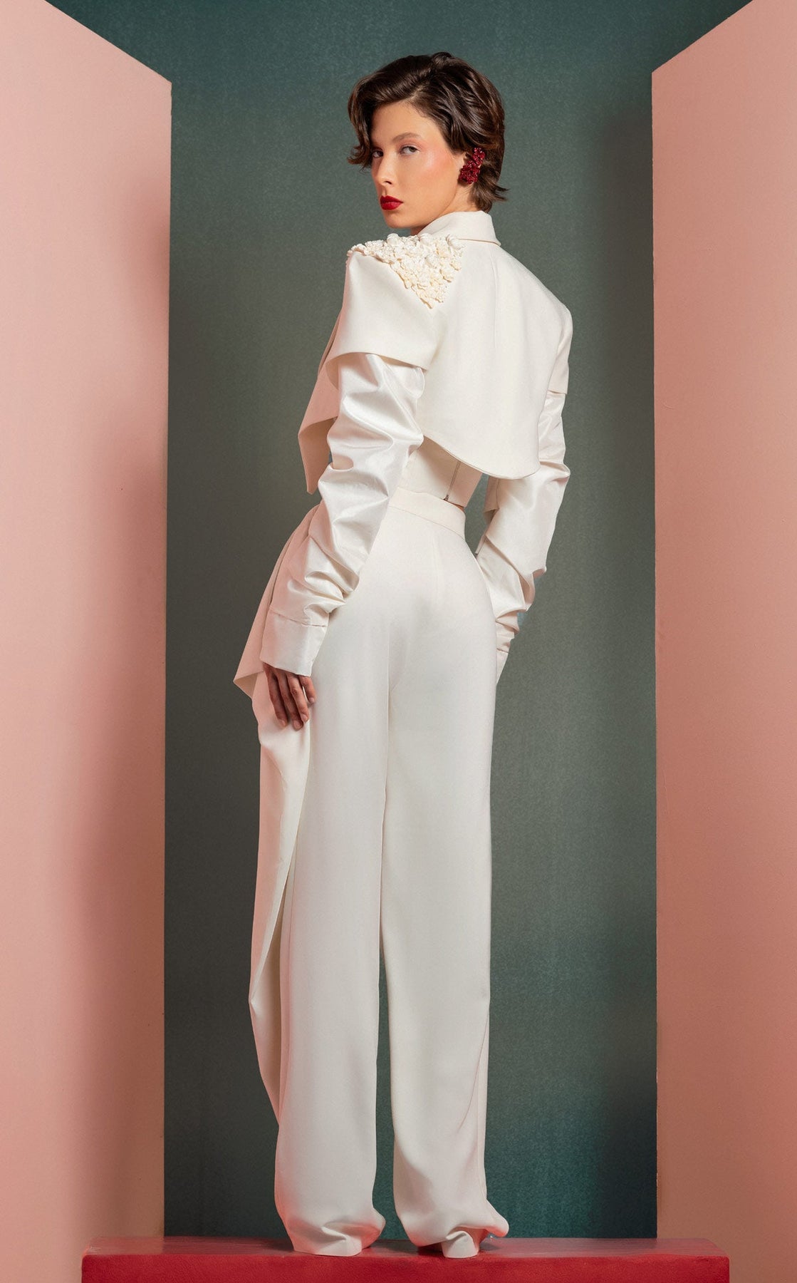 MNM COUTURE GOF2522 - Floral Applique Three-Piece Pantsuit Formal Gowns in White