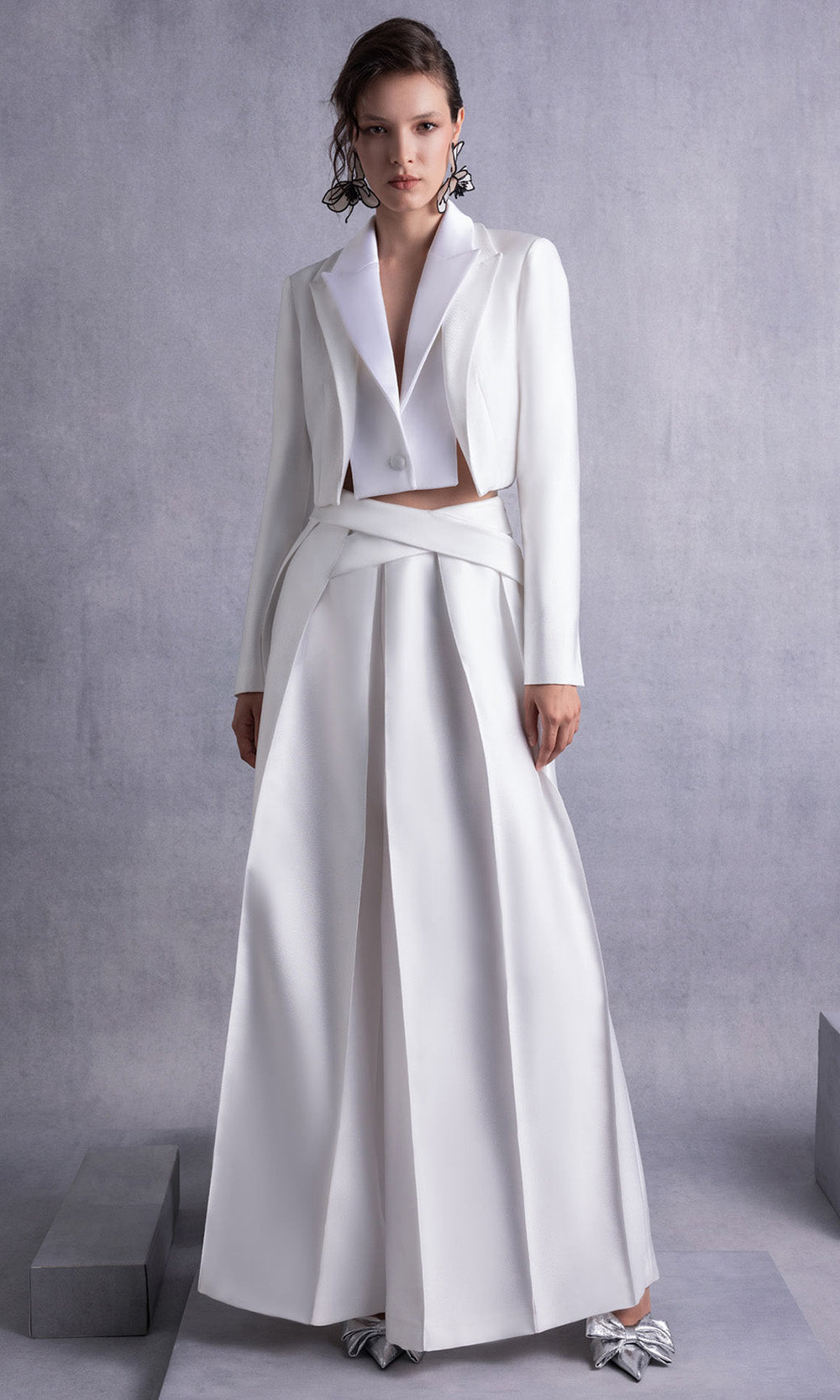 MNM COUTURE GOS2515 - Collar V-Neckline Pleated Pantsuit Formal Pantsuits Off White