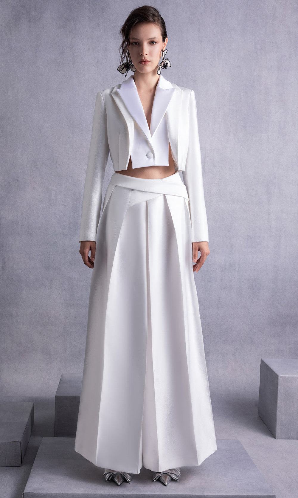 MNM COUTURE GOS2515 - Collar V-Neckline Pleated Pantsuit Formal Pantsuits Off White