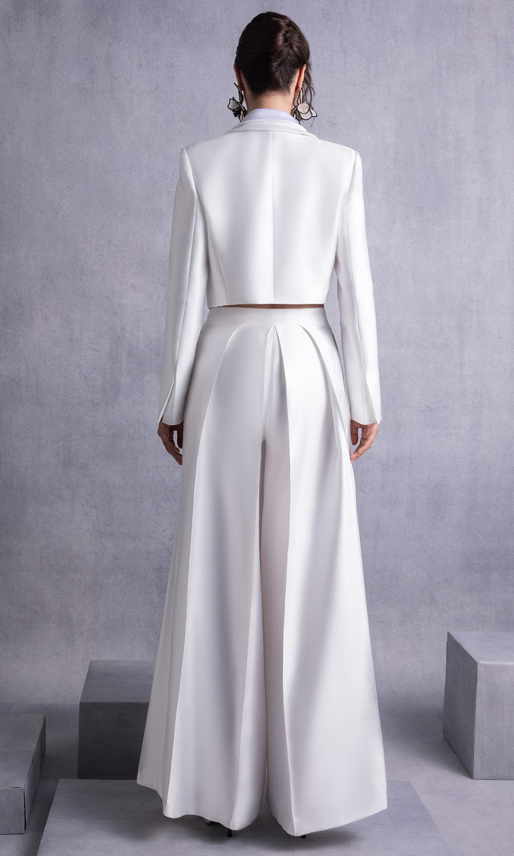 MNM COUTURE GOS2515 - Collar V-Neckline Pleated Pantsuit Formal Pantsuits Off White