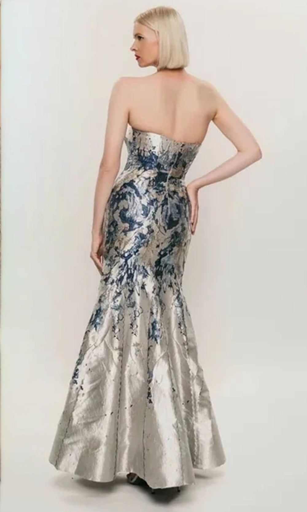 Park 108 M651 - Brocade Straight Neck Evening Gown
