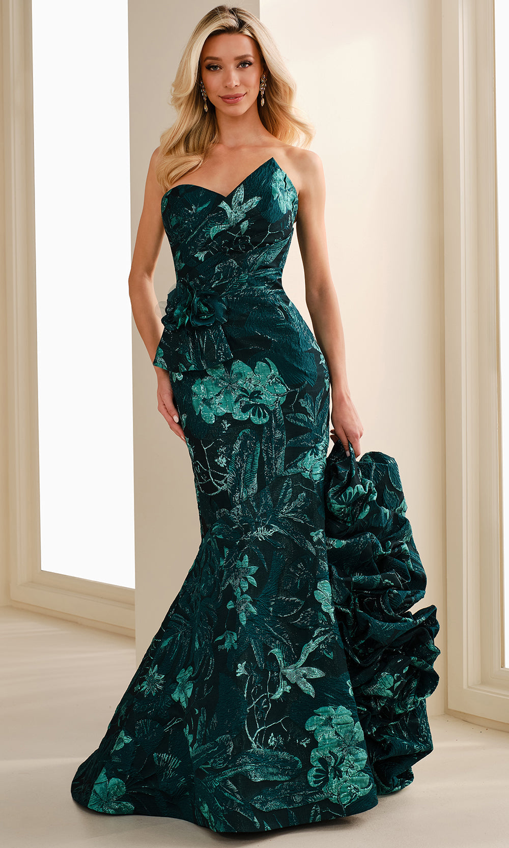 Ivonne D ID1405 - Sweetheart Brocade Mermaid Gown Formal Gowns