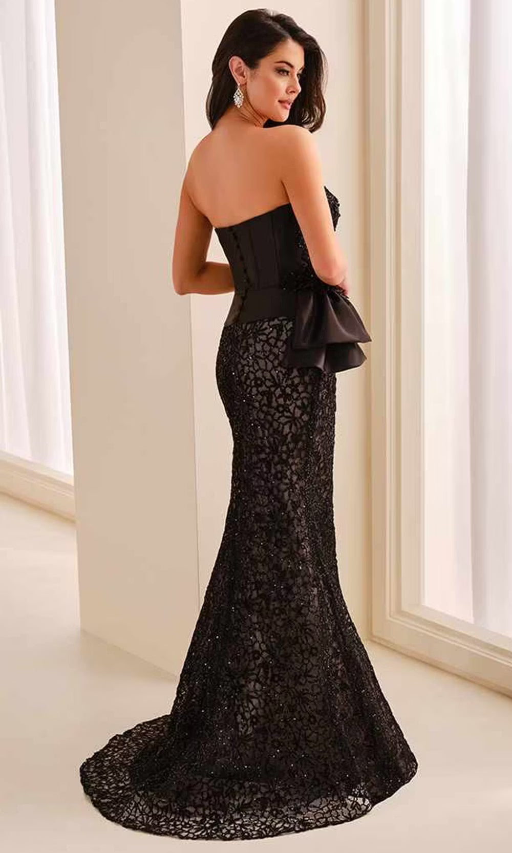 Ivonne D ID2201 - Sweetheart Mermaid Evening Dress with Peplum Prom Dresses in Black  