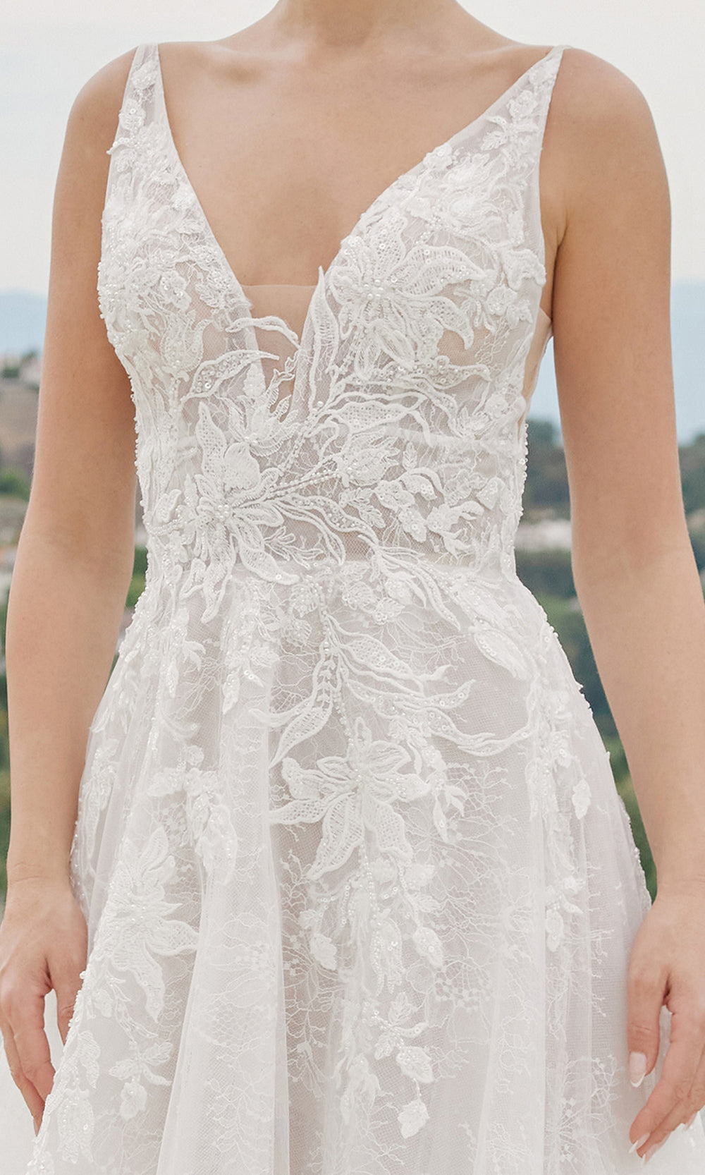Nox Anabel JE1060L - lunging Neckline Lace Bridal Gown Wedding Dresses