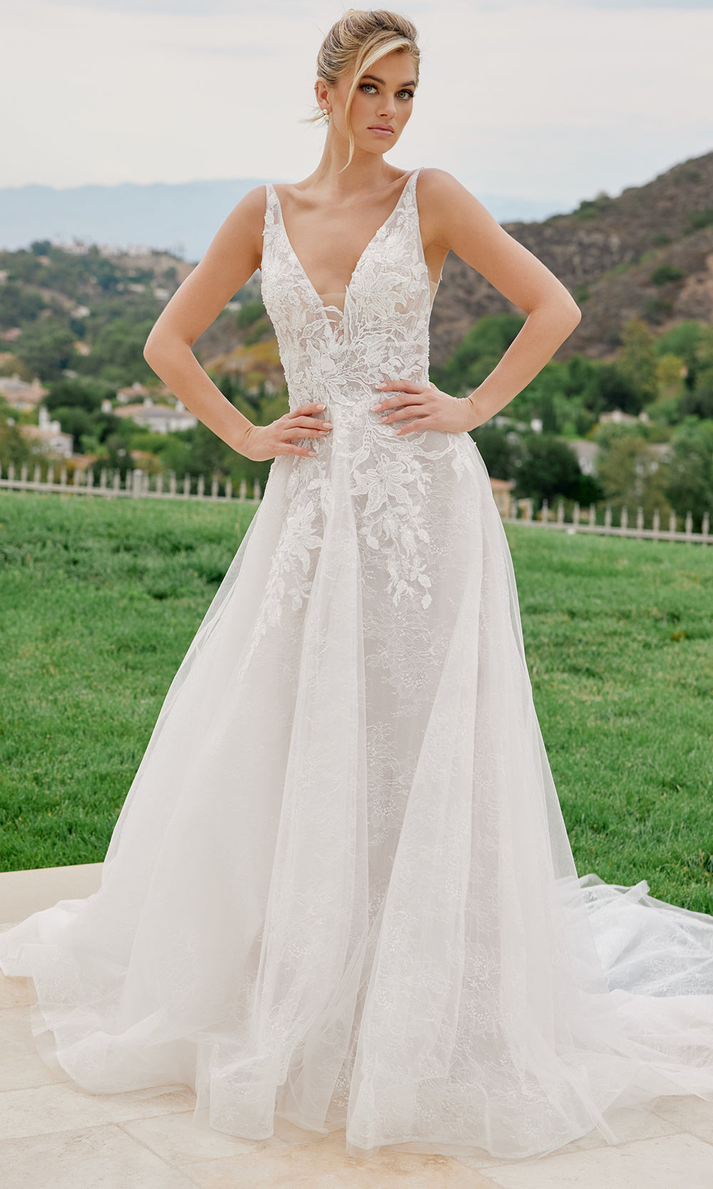Nox Anabel JE1060L - lunging Neckline Lace Bridal Gown Wedding Dresses