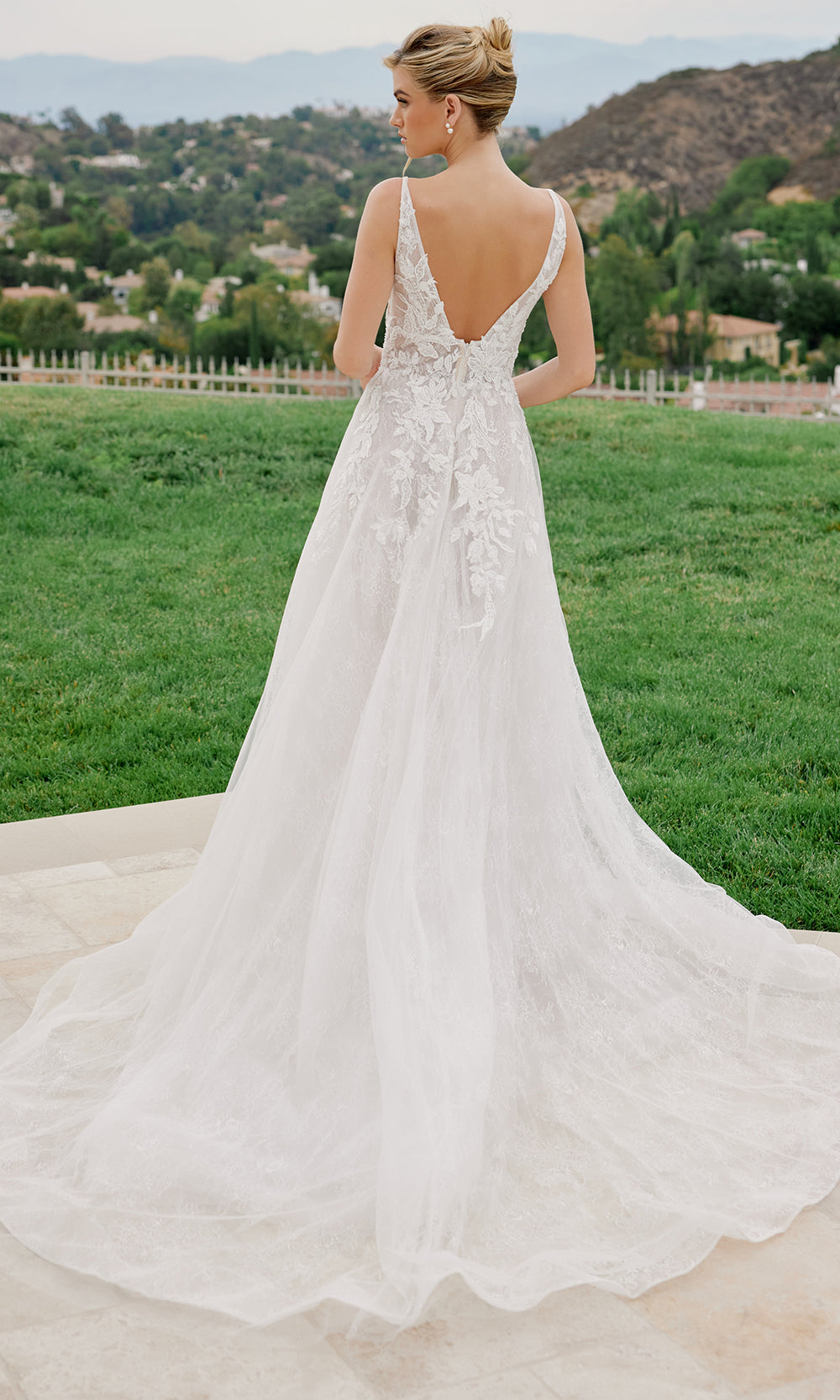 Nox Anabel JE1060L - lunging Neckline Lace Bridal Gown Wedding Dresses