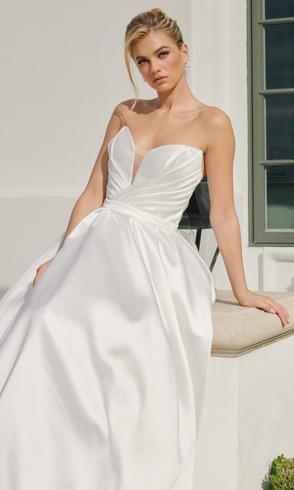 Nox Anabel JE1075 - Modern Strapless Bridal Ball Gown Wedding Dresses