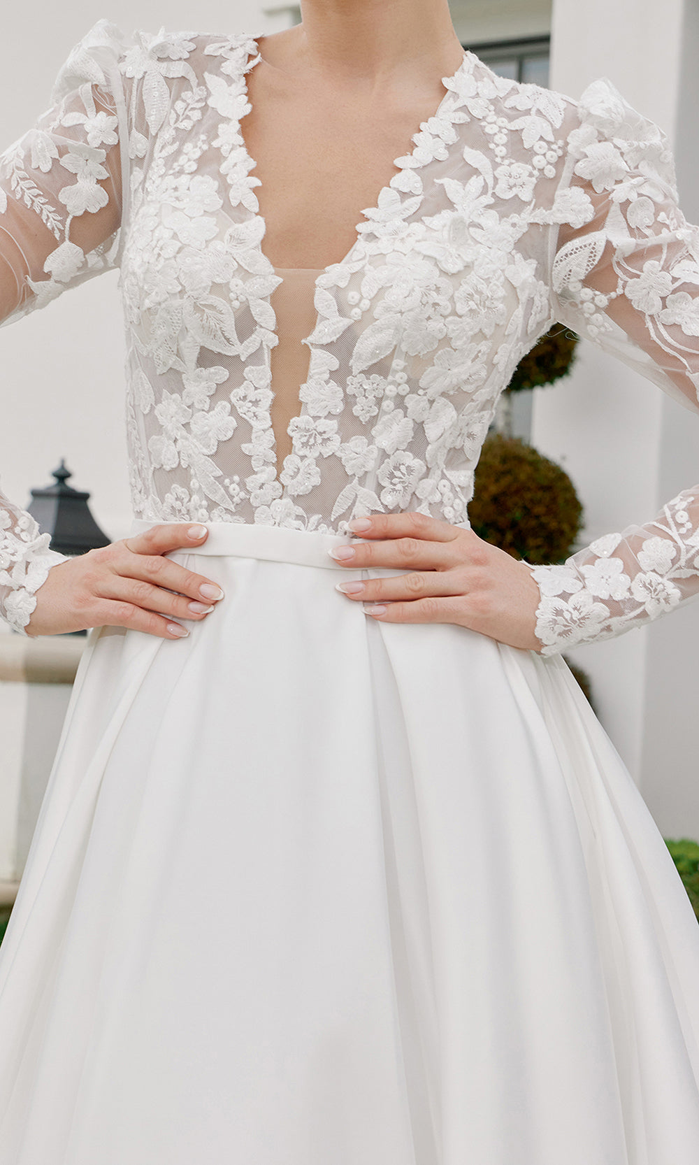 Nox Anabel JE1078 - Floral Applique Bridal Ball Gown Wedding Dresses