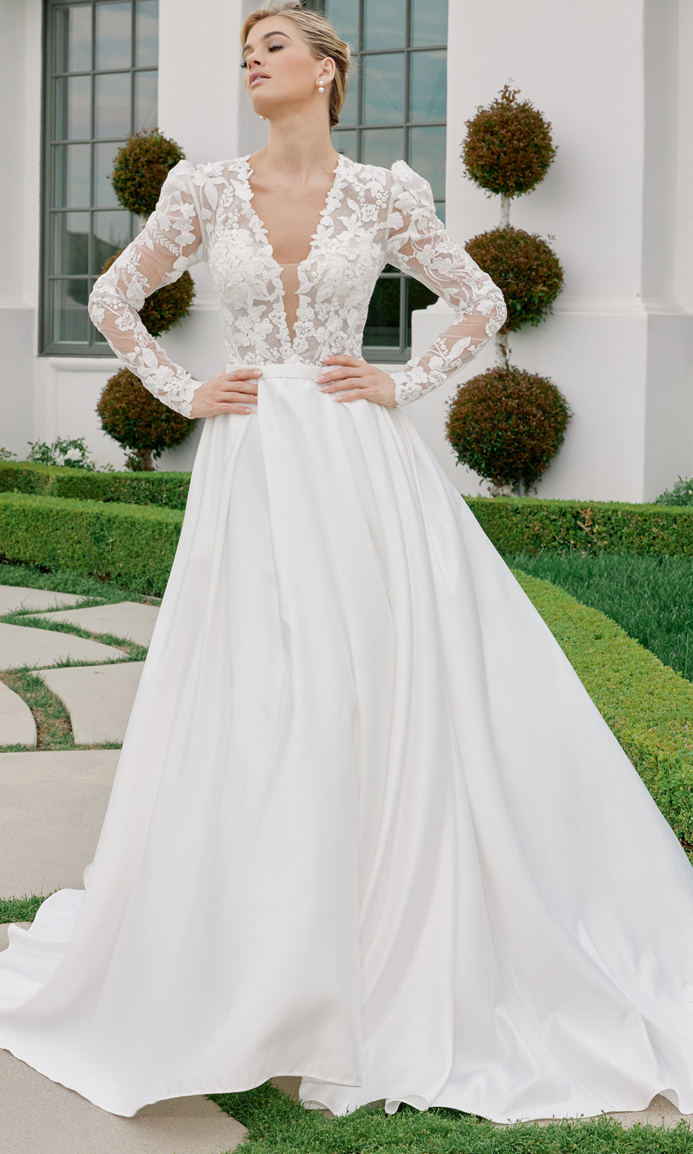 Nox Anabel JE1078 - Floral Applique Bridal Ball Gown Wedding Dresses