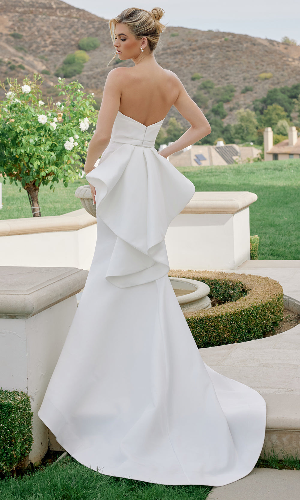 Nox Anabel JW1044 - Sweetheart Neckline Mermaid Gown Wedding Dresses