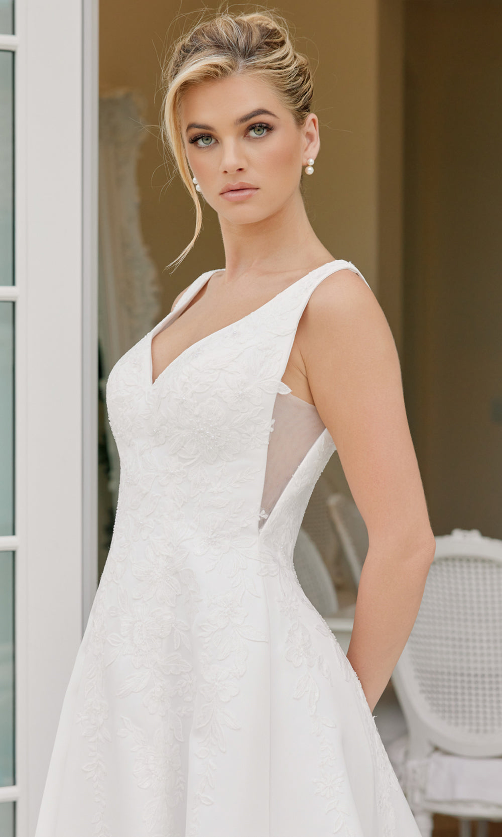 Nox Anabel JW1049 - Button Back A Line Bridal Dress Wedding Dresses