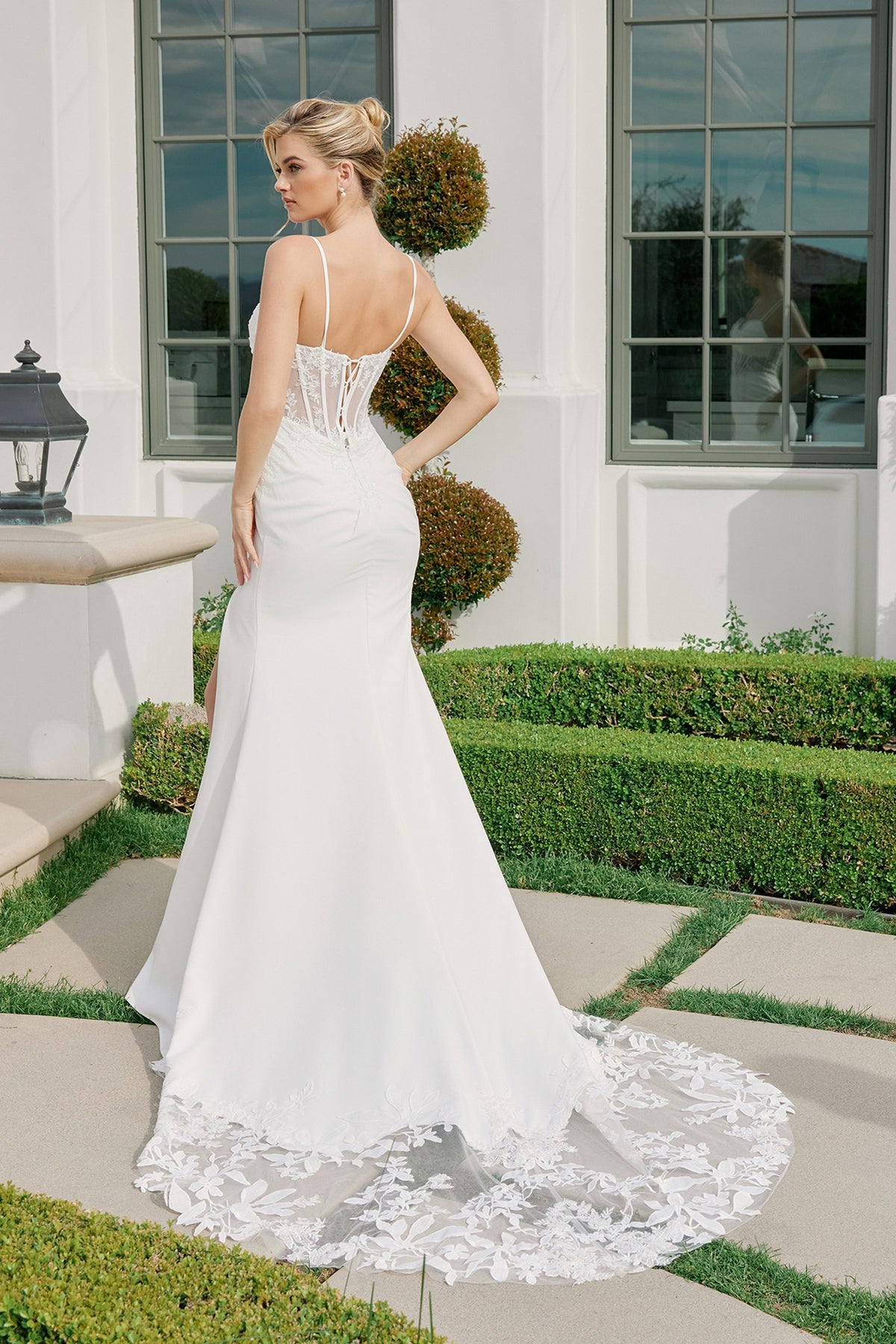 Nox Anabel JW1050 - Sweetheart Lace Train Wedding Dress Wedding Dresses