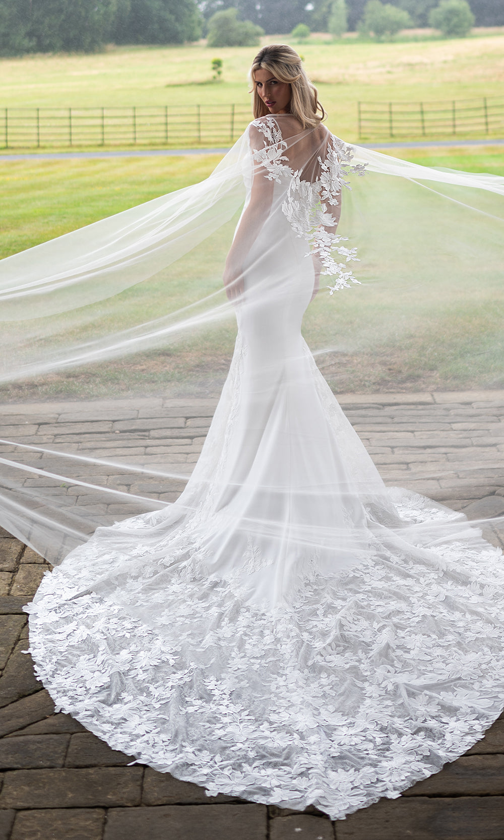 Rachel Allan RB4236 - Elegant Strapless Wedding Dress Bridal Dresses in Ivory