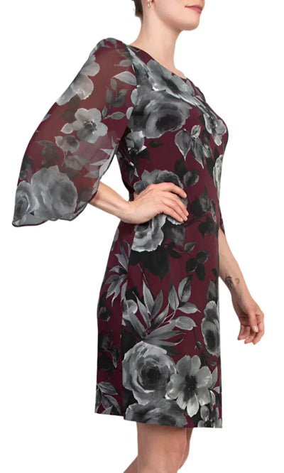 Connected Apparel TMJ37727M1 - Jewel Neck Floral Fitted Dress Homecoming Dresses