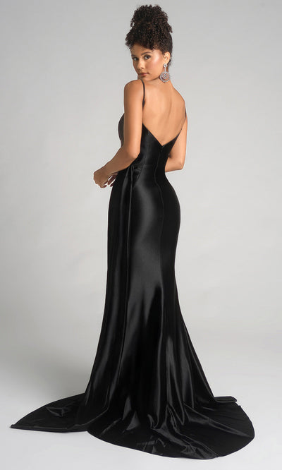 Portia and Scarlett XO037 - Fitted V-Neckline Dress With Beaded Brooch Prom Dresses