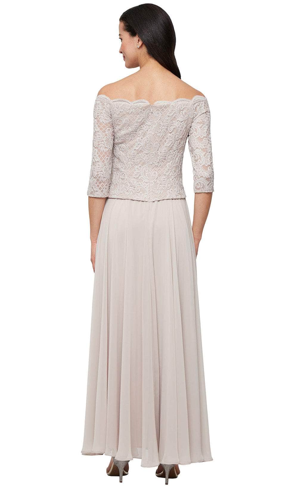 Alex Evenings 81122687 - Scallop Neck Stretch Lace Evening Gown Mother of the Bride Dresses