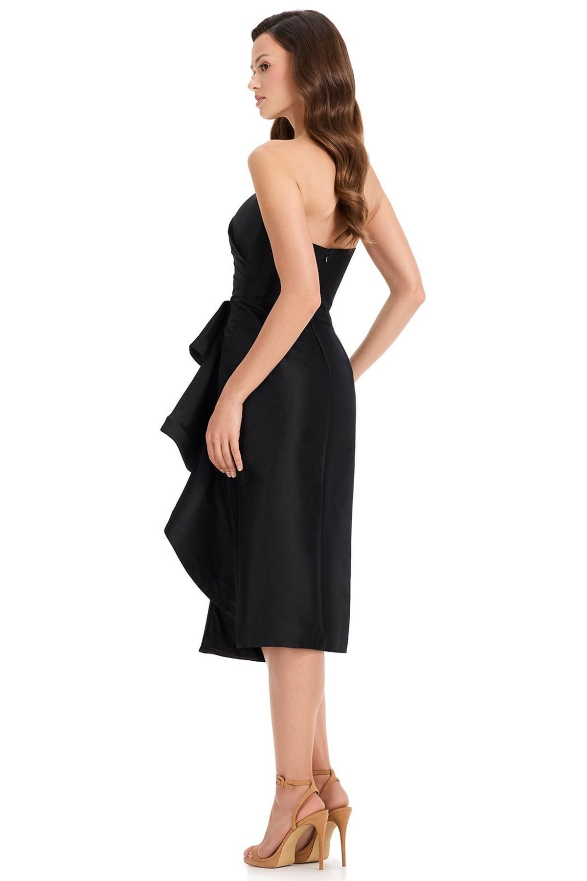 Ashley Lauren E40005 Ruched Straight Across Neck Cocktail Dress