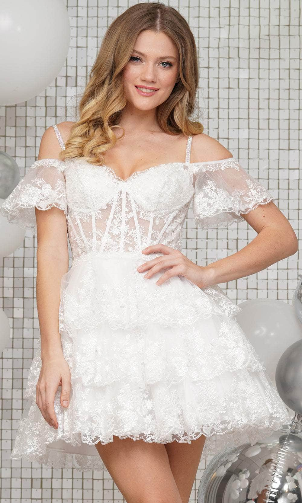 Colors Dress 3347 - Sweetheart Scalloped Cocktail Dress Homecoming Dresses 0 / Off White