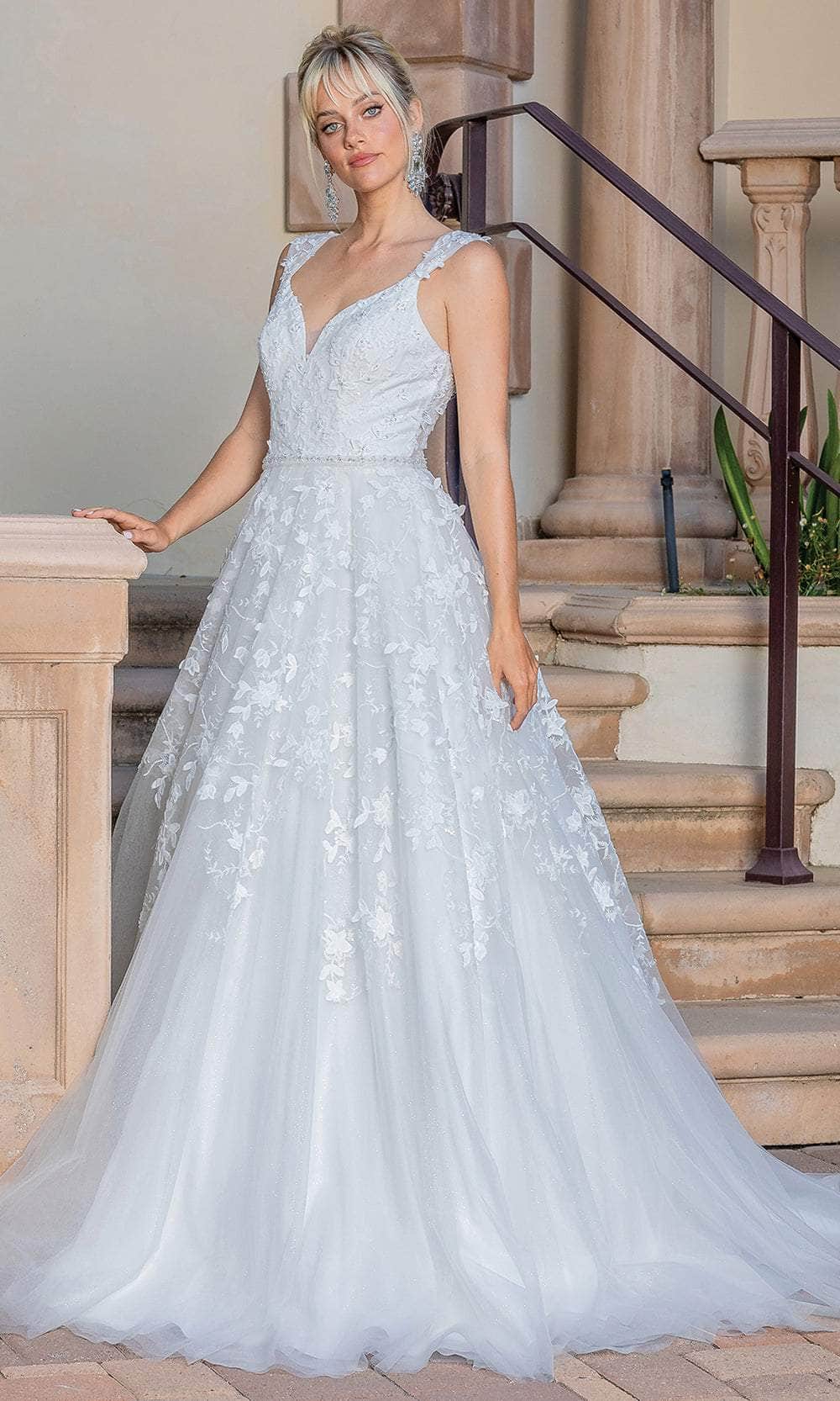 Dancing Queen 0207 - Embroidered V-Neck Ballgown Wedding Dresses XS /  Off White