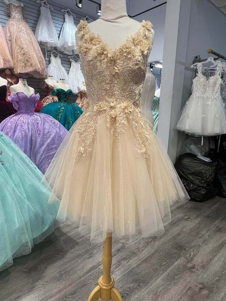 champagne color dama dresses for Quinceanera in Style MQ1959 Quince Outfit Please note that slight natural fall out of glitter may occur during the first few try Homecoming Dress Dama Dresses Champagne