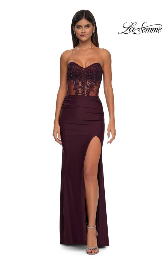 La Femme 32912 - Lace Appliqued Sheath Prom Gown