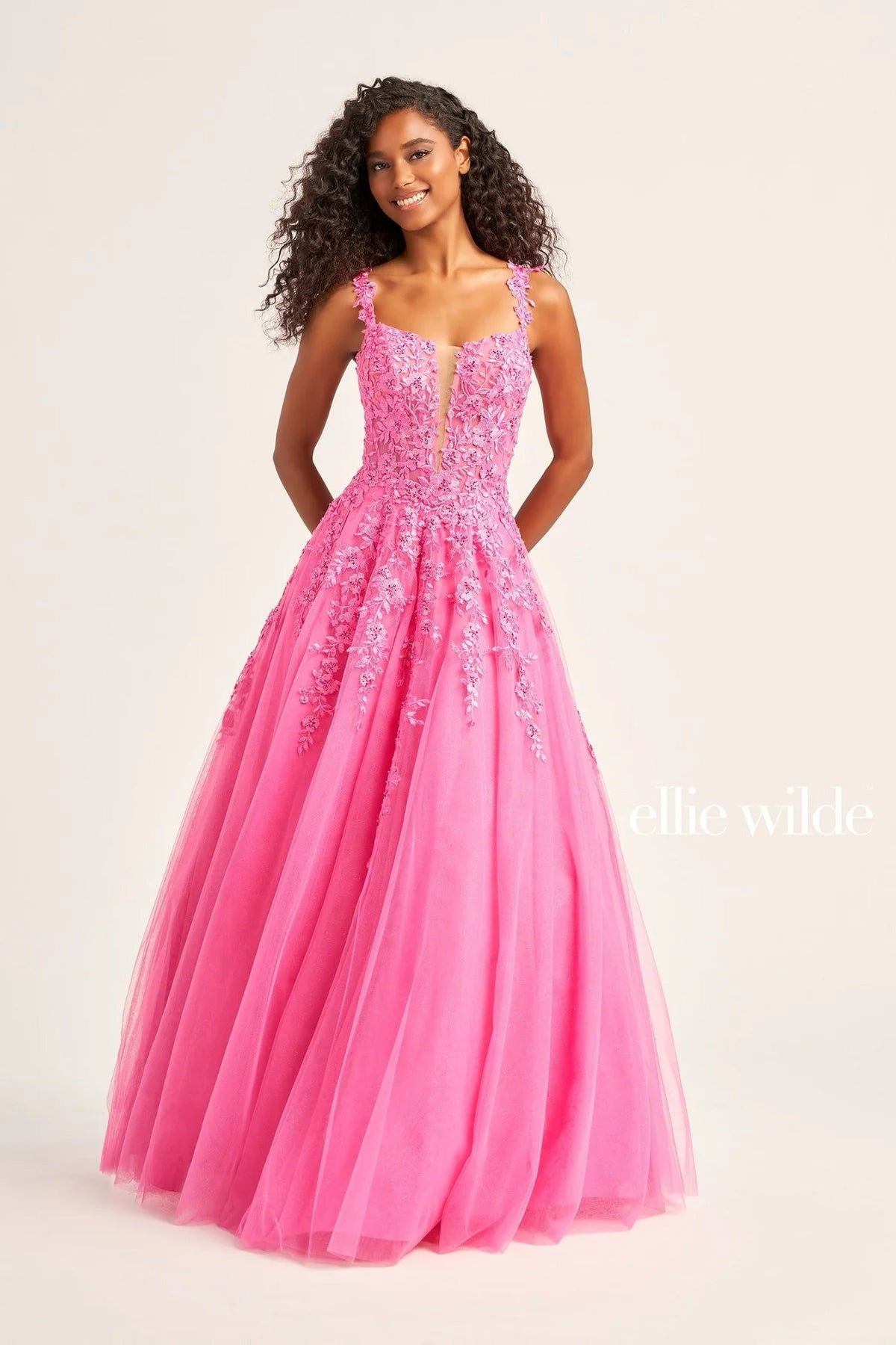 Ellie Wilde EW120014 - Lace Applique Prom Dress