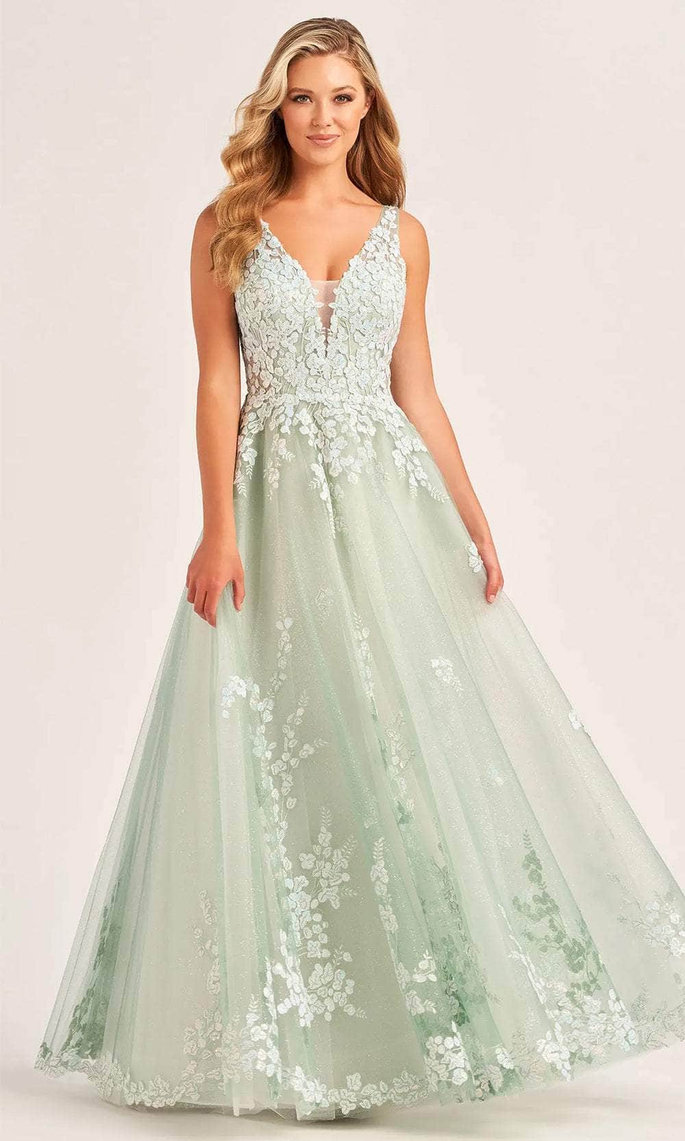 Ellie Wilde EW35106 - Plunging V-Neck Lace Applique Ballgown Ball Gowns 00 / Whispering Green