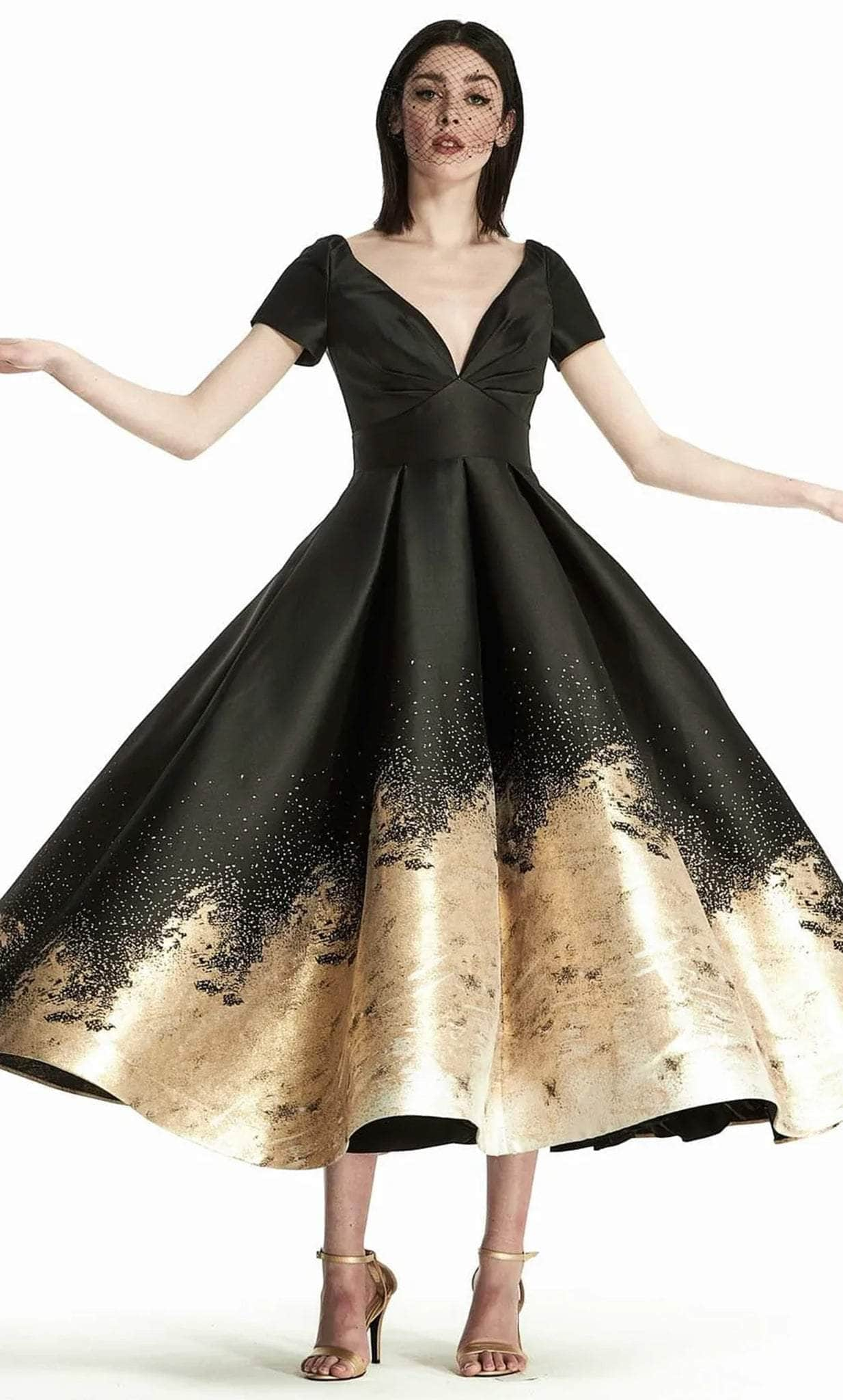 Park 108 M443 - Deep V-Neck Pleated Dress  Prom Dresses 2 / Black/Gold