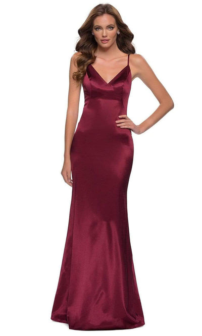 La Femme - 29960 Sleeveless V-Neck Fitted Satin Long Dress Prom Dresses 00 / Burgundy