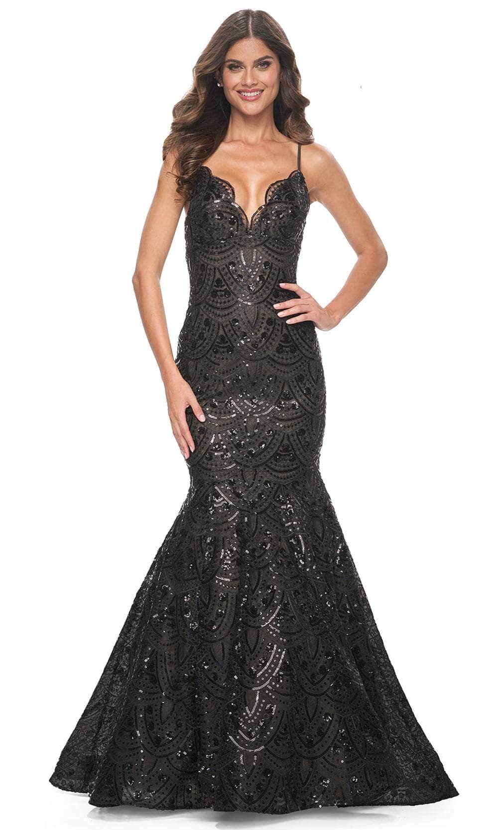 La Femme 32118 - Scallop Detailed Mermaid Prom Gown Prom Dresses 00 / Black