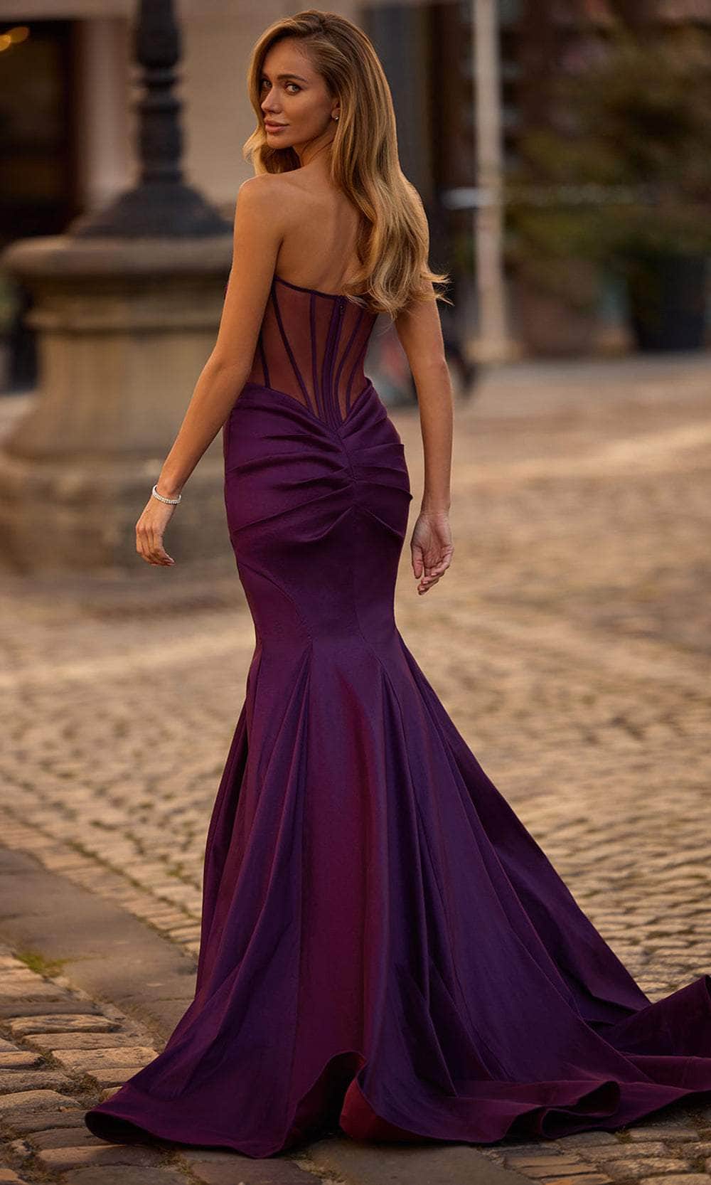 La Femme 32791 - Long Stretch Taffeta Mermaid Dress La Femme 32791 - Long Stretch Taffeta Mermaid Dress