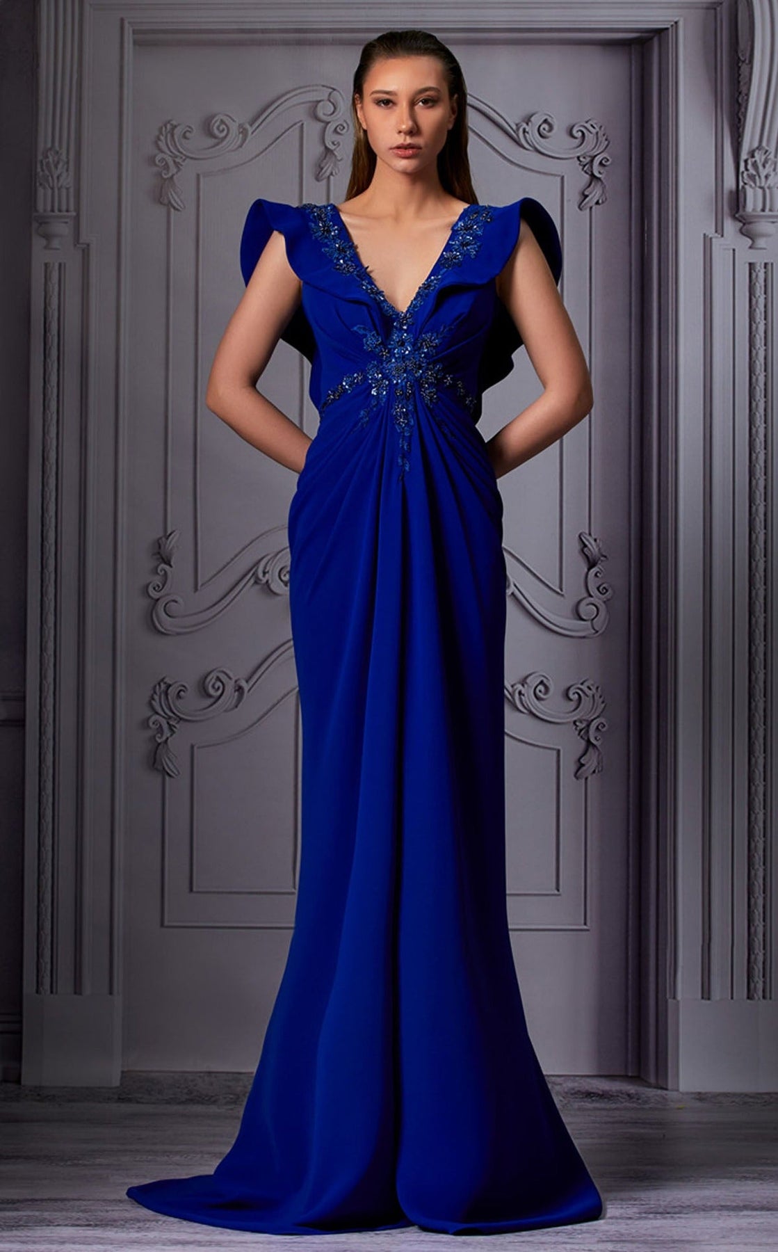 MNM COUTURE K3844 - Appliqued V-Neckline Column Evening Gown