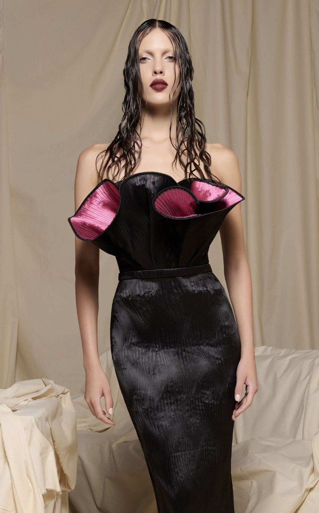 MNM COUTURE N0704 - Column Sculptural Bust Evening Gown with Slit