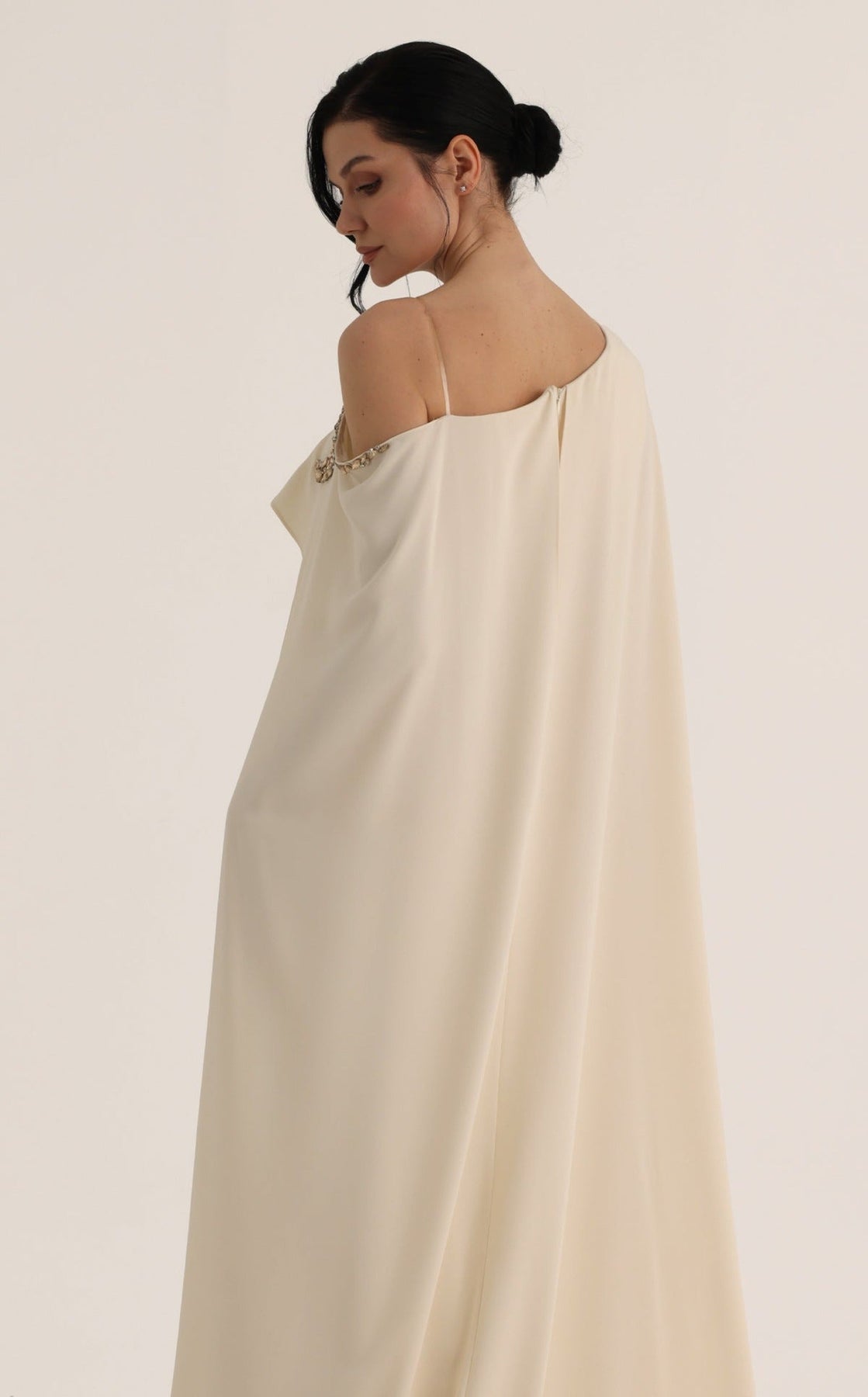 MNM COUTURE O07824 - Floor-Length Cape Column Evening Gown