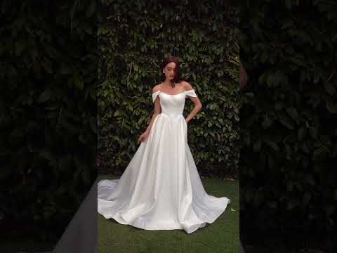 Ladivine Bridal CDS513W - Court Train Basque Ballgown