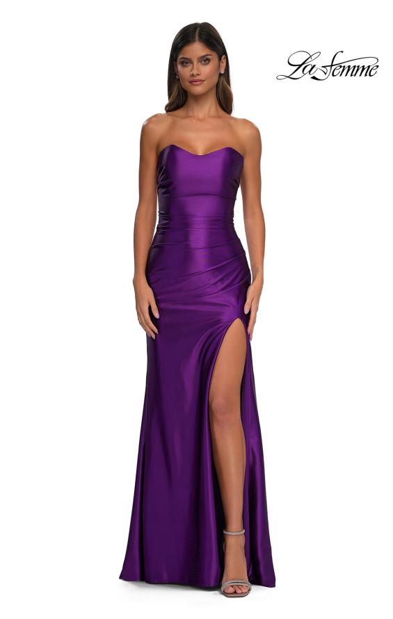 La Femme 32649 - Sweetheart Ruched Detail Prom Gown