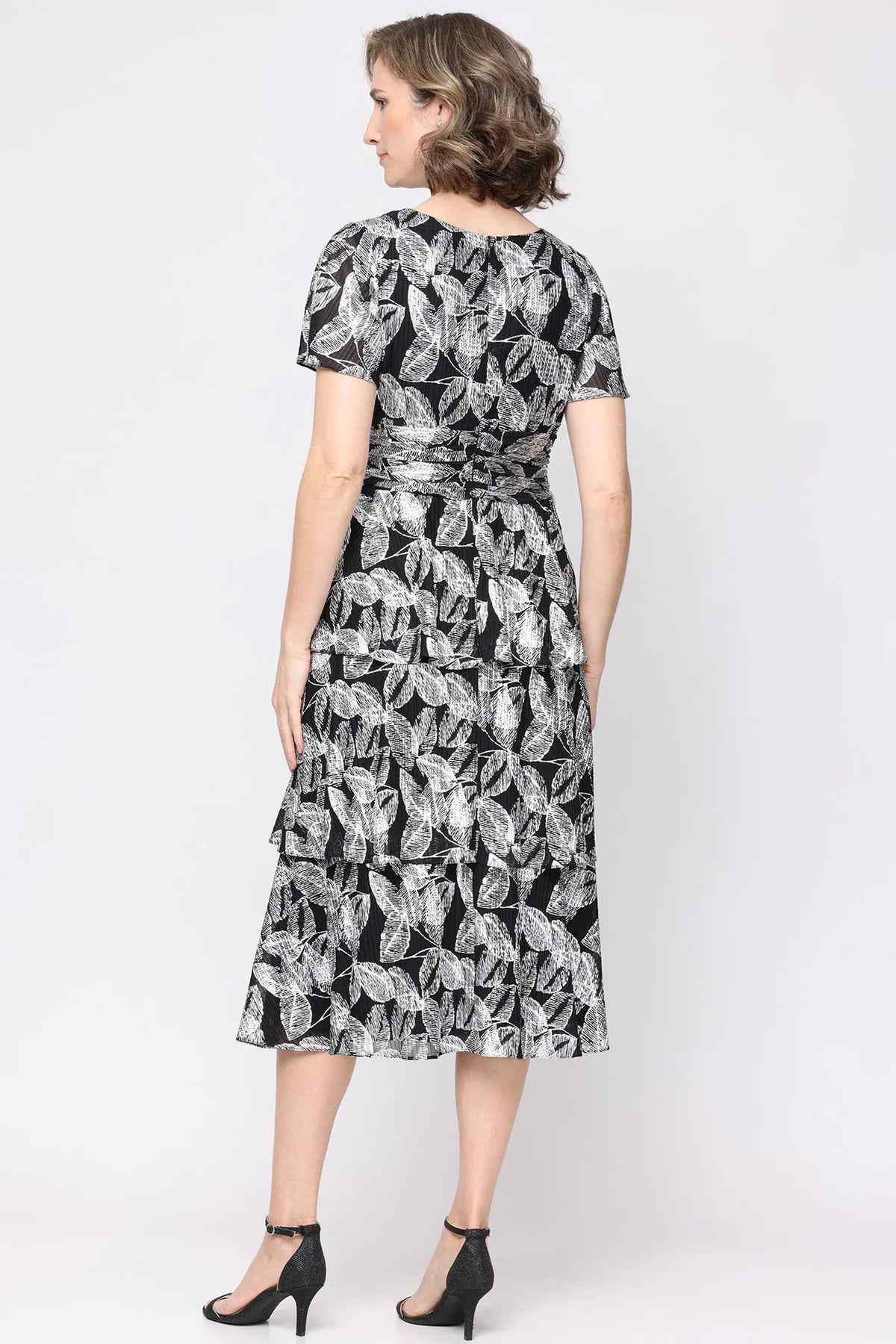S.L. Fashions Dresses (SLNY) 9179541 Flutter Sleeve Printed Evening Dress