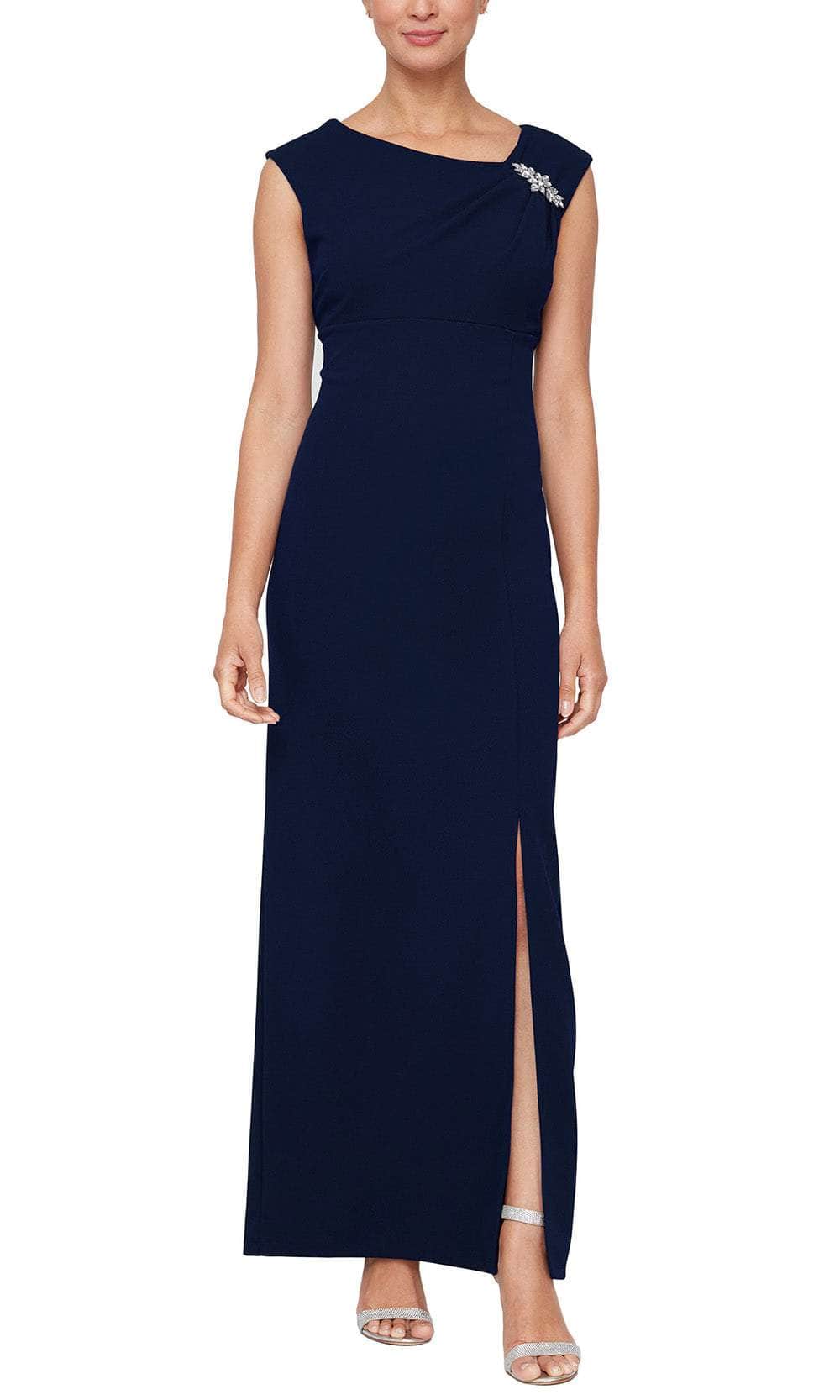 S.L. Fashions 9137218 - Brooch Detailed Evening Dress Mother of the Bride Dresses 4 / Navy
