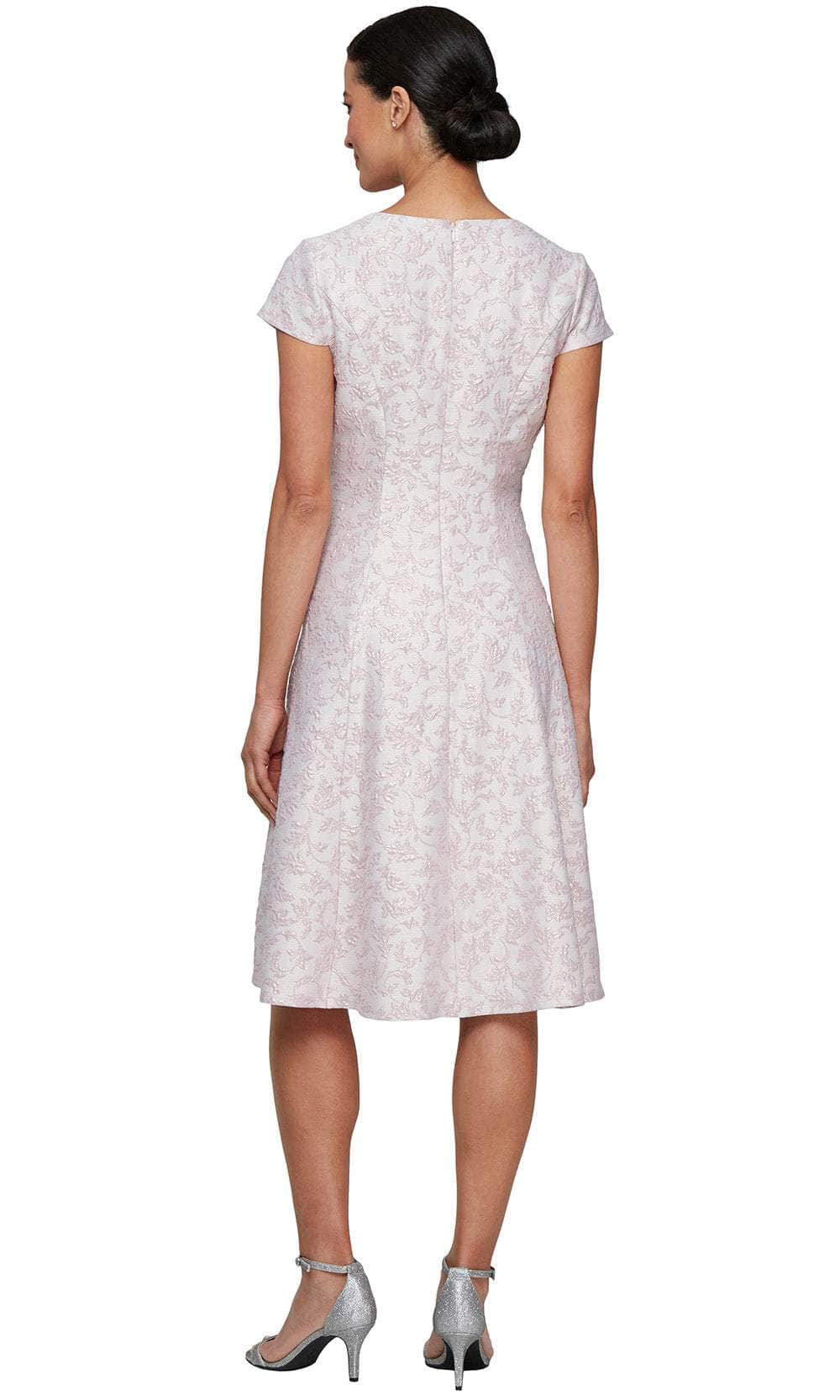 S.L. Fashions 9157101 - Jacquard Floral Knee-Length Dress Wedding Guest