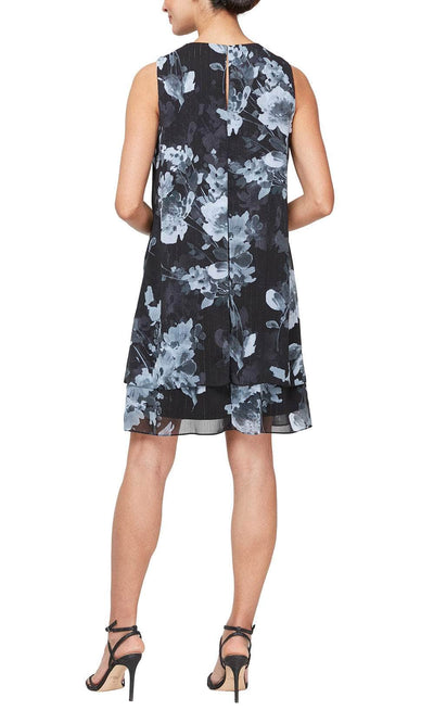 S.L. Fashions 9171927 - Floral Cutout Short Dress Wedding Guest