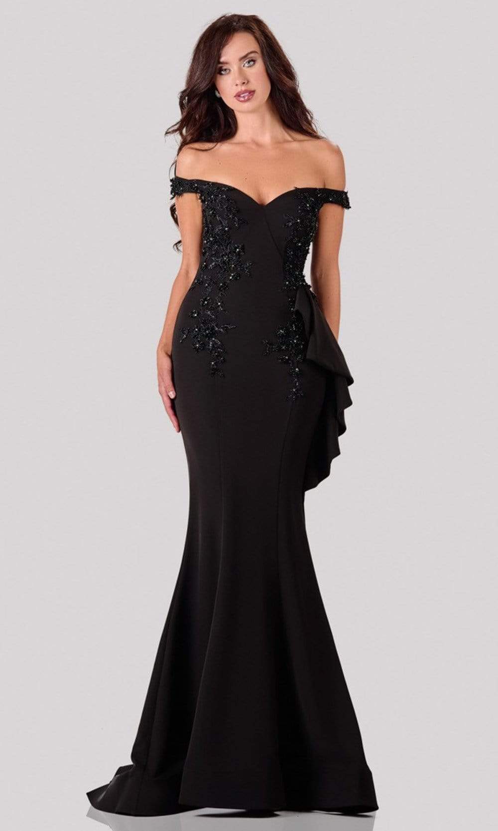 Terani Couture - 2111E4732 Off-Shoulder Beaded Applique Trumpet Gown Evening Dresses 00 / Black