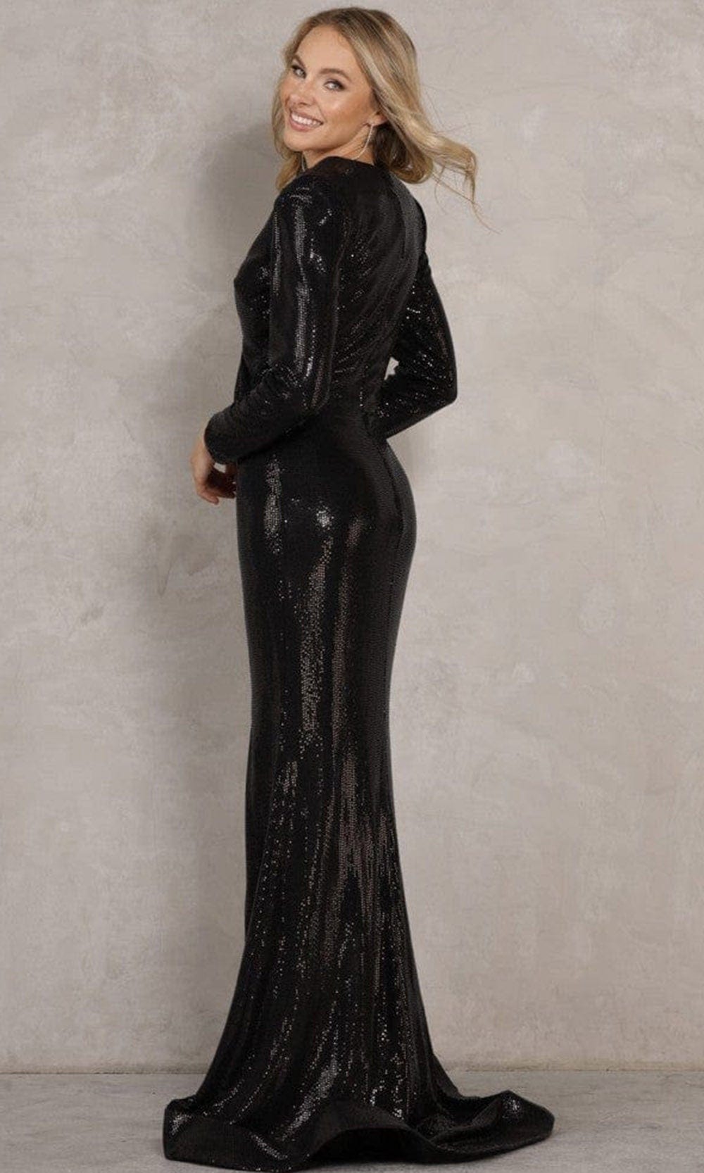 Terani Couture - 2111P4035 Long Sleeve Sequin Gown Prom Dresses