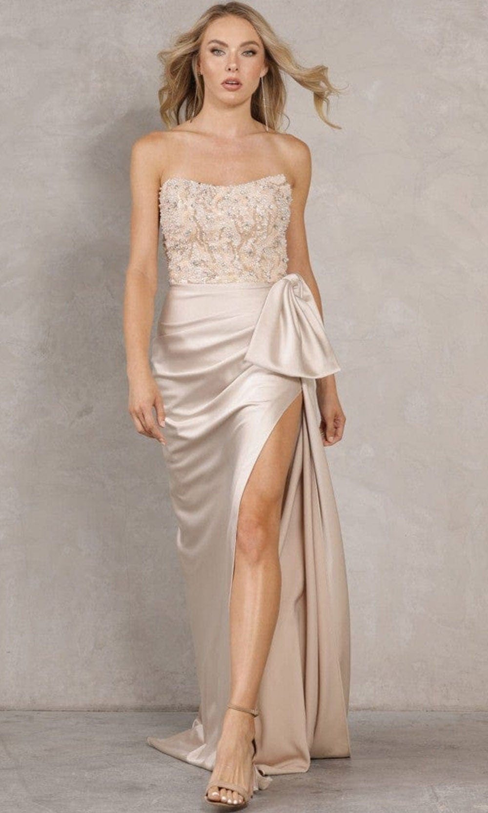 Terani Couture - 2111P4063 Beaded Bow Ornate Gown Special Occasion Dress 00 / Champagne