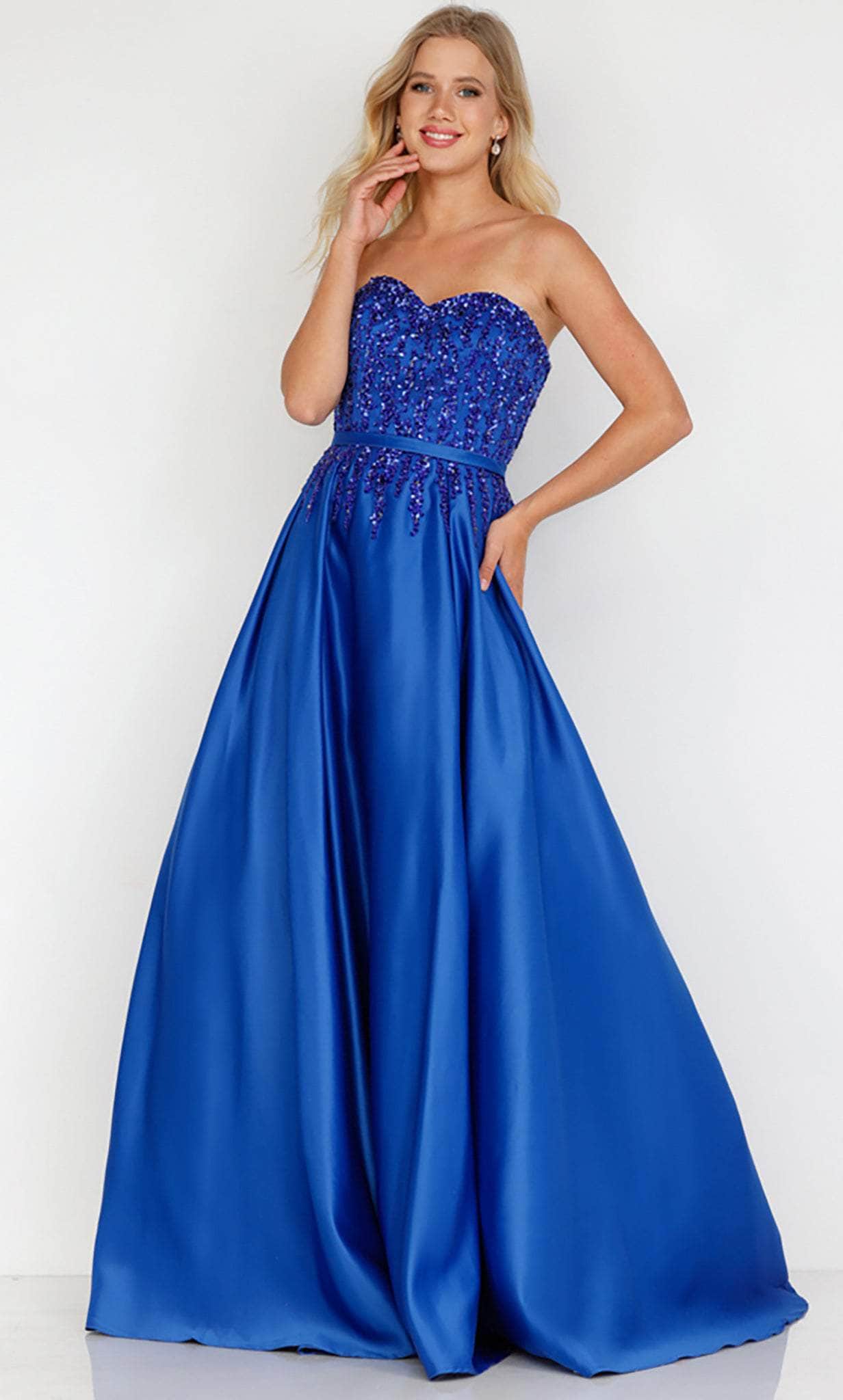 Terani Couture 231P0012 - Beaded Satin Prom Gown Special Occasion Dress 00 / Royal
