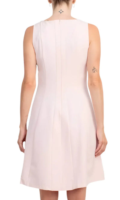 T Tahari THF94025 - Bateau Neck Elegant Short Dress Homecoming Dresses