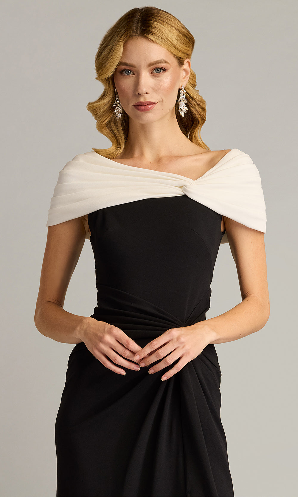 Tadashi Shoji BOS25146L - Perkins Asymmetric Draped Sheath Gown Prom Dresses in Black and White